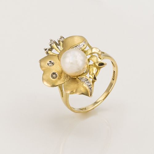 14K Gold Exotic Flower Pearl Ring