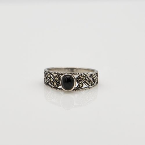 Sterling Silver 925 Marcasite and Onyx Ring 